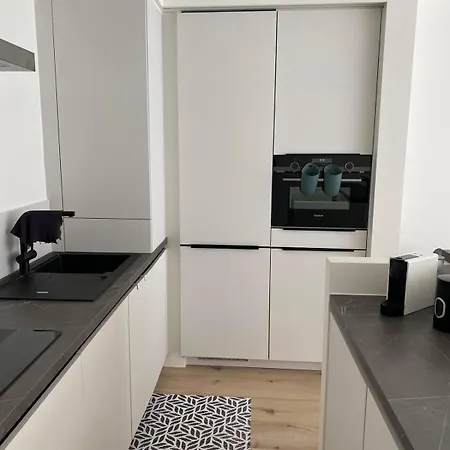 Sunny Bells 0102 R-141